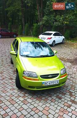 Chevrolet Aveo  2004