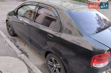 Chevrolet Aveo  2005