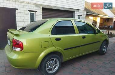 Chevrolet Aveo  2004