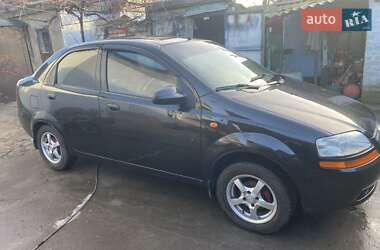Chevrolet Aveo  2004