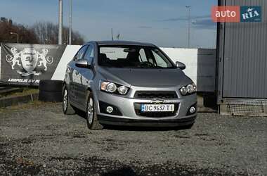 Chevrolet Aveo  2012