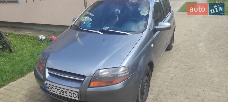 Хэтчбек Chevrolet Aveo