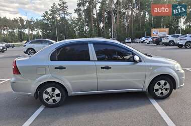 Chevrolet Aveo  2010