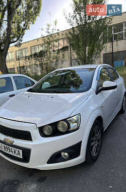 Chevrolet Aveo  2012