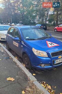 Chevrolet Aveo  2011