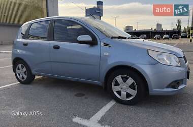 Chevrolet Aveo  2011