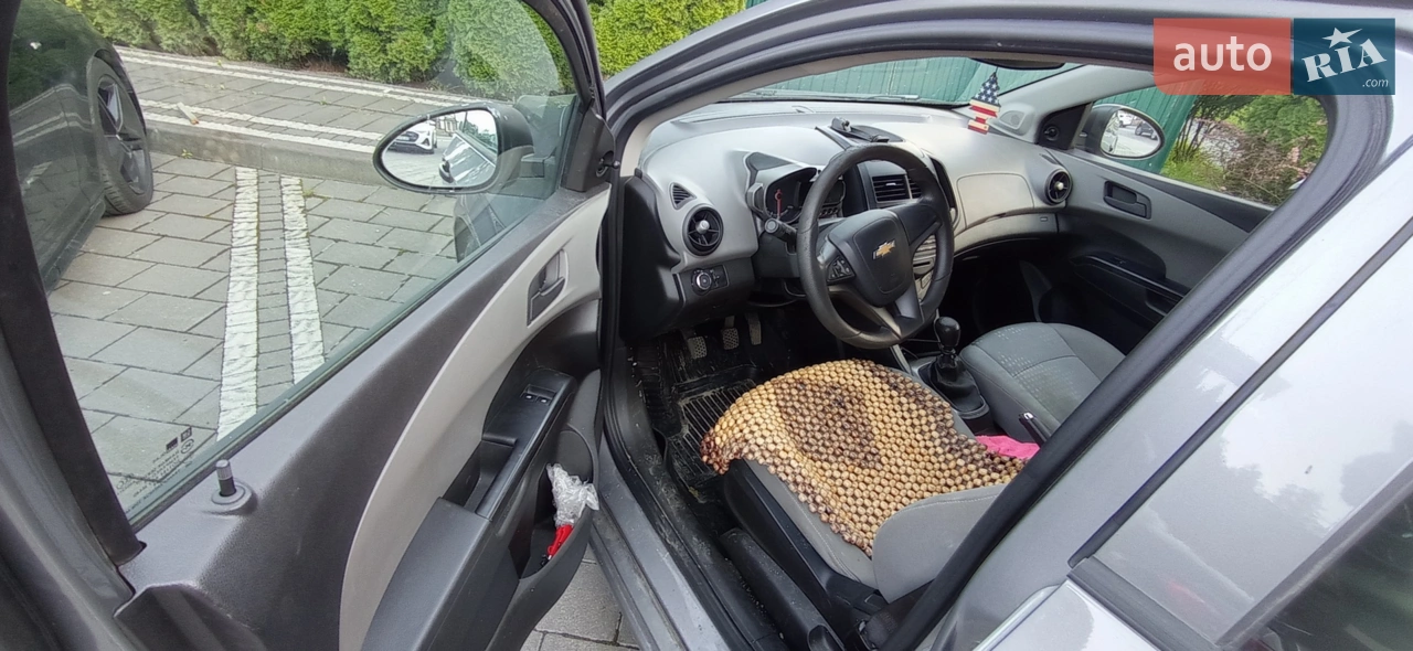 2012 Chevrolet Aveo - мініатюра 3