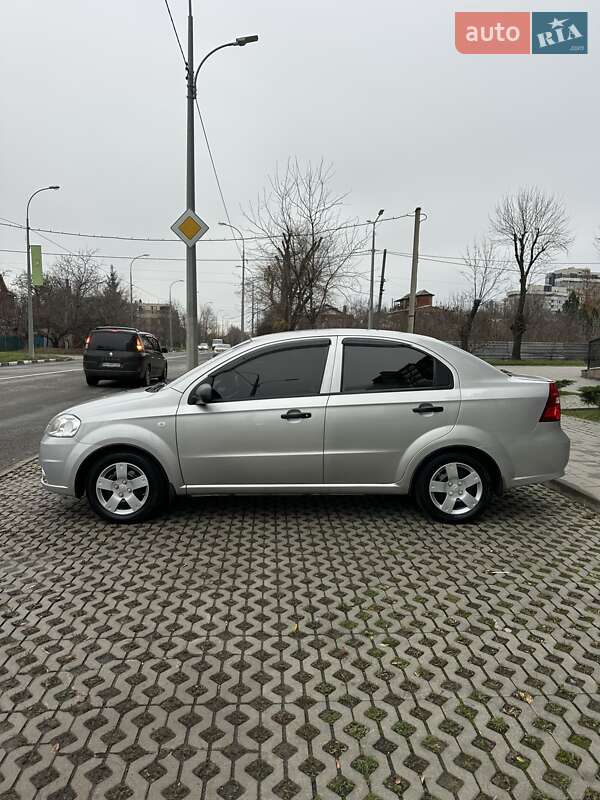 Седан Chevrolet Aveo 2008 в Харькове