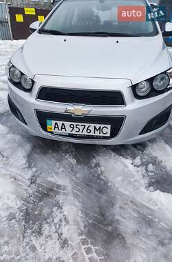 Chevrolet Aveo  2012