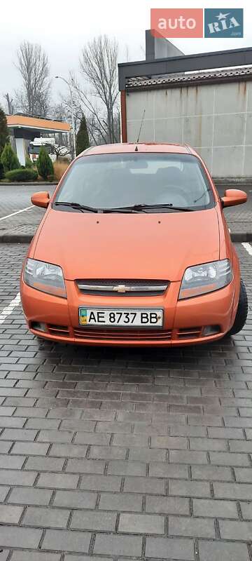 Хетчбек Chevrolet Aveo