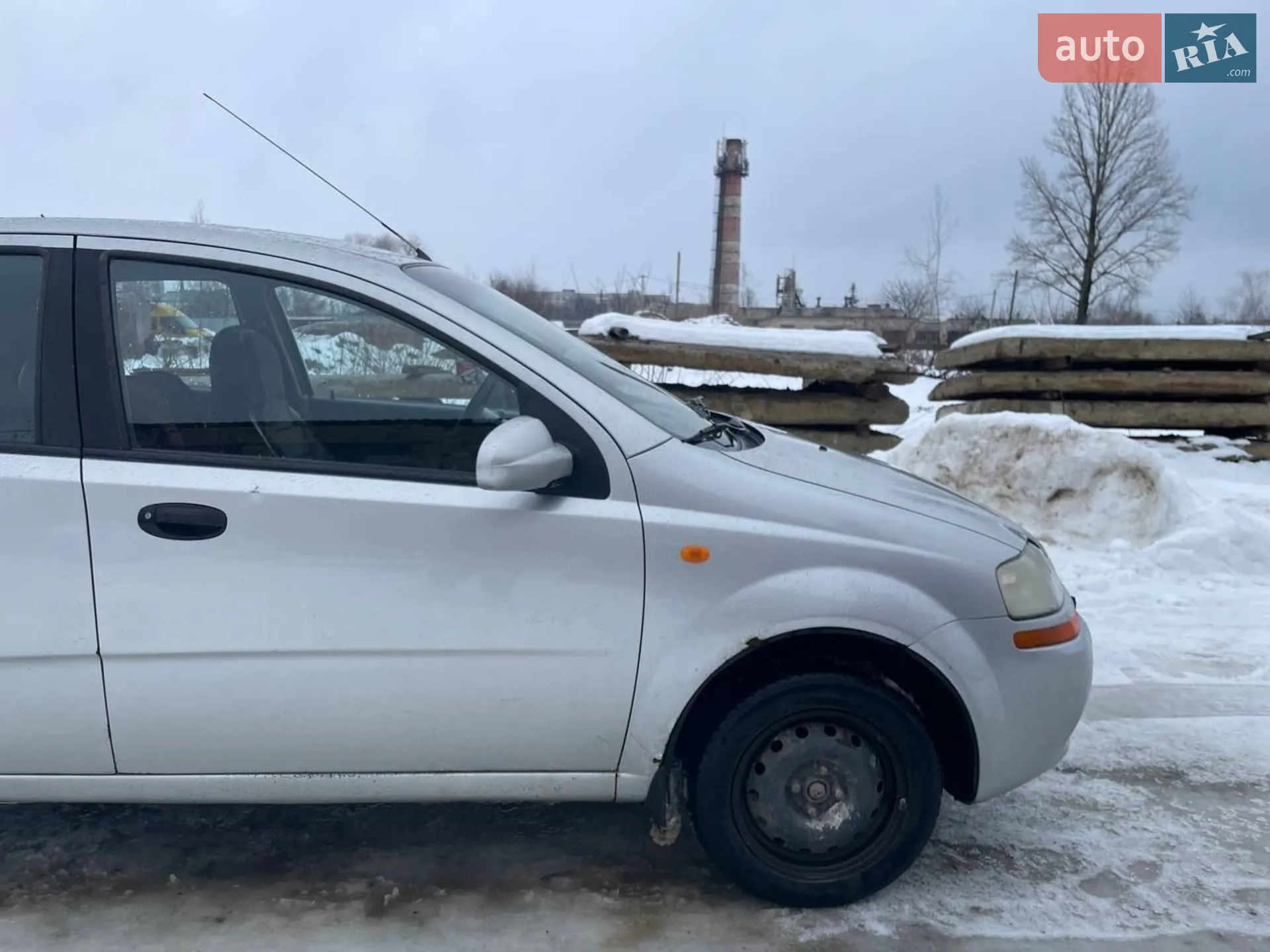 Chevrolet CHEVROLET AVEO 2005 VIN Y6DSF69YE5B380664 фото оголошення 3 з 19