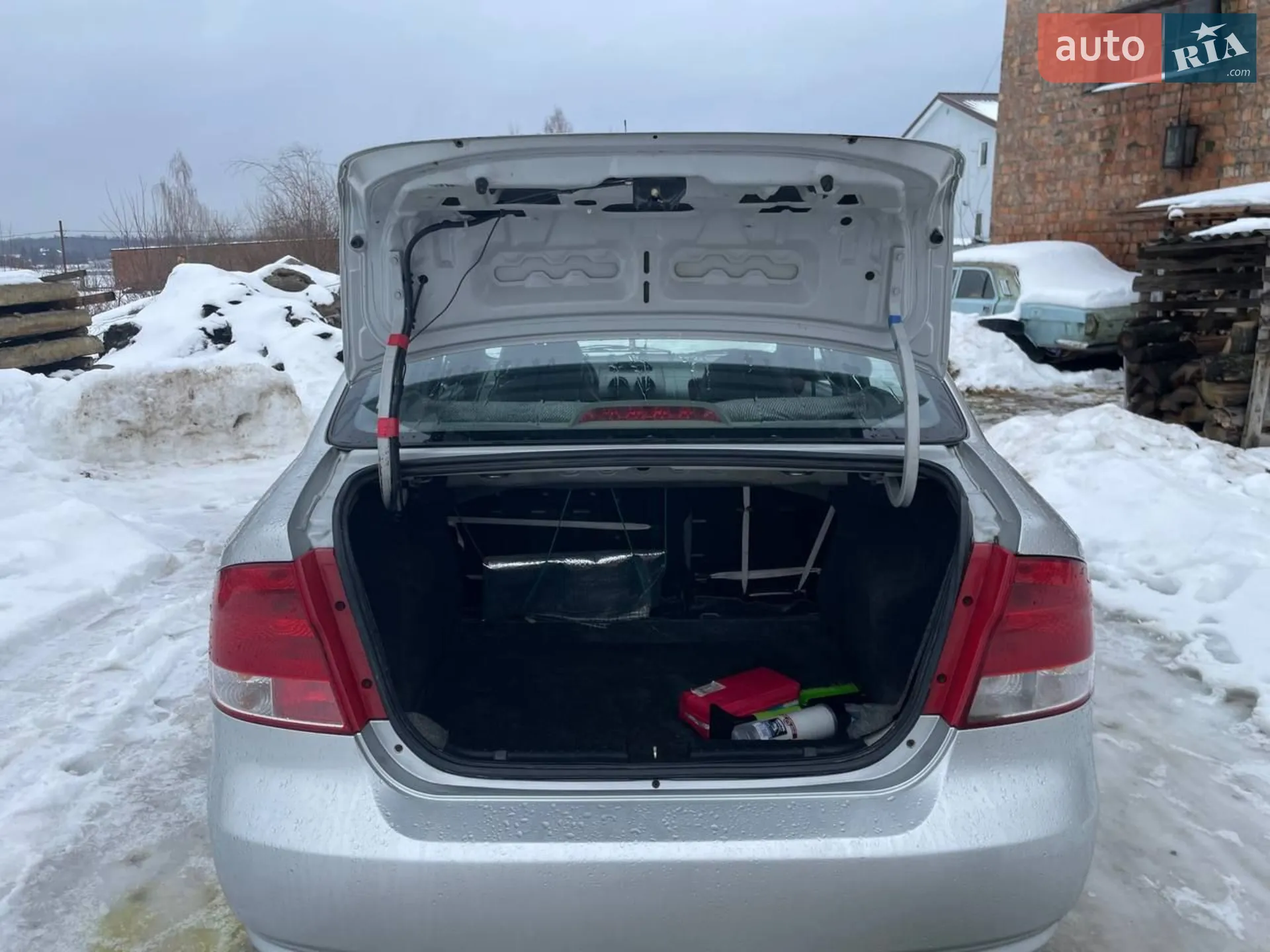 Chevrolet CHEVROLET AVEO 2005 VIN Y6DSF69YE5B380664 фото оголошення 16 з 19