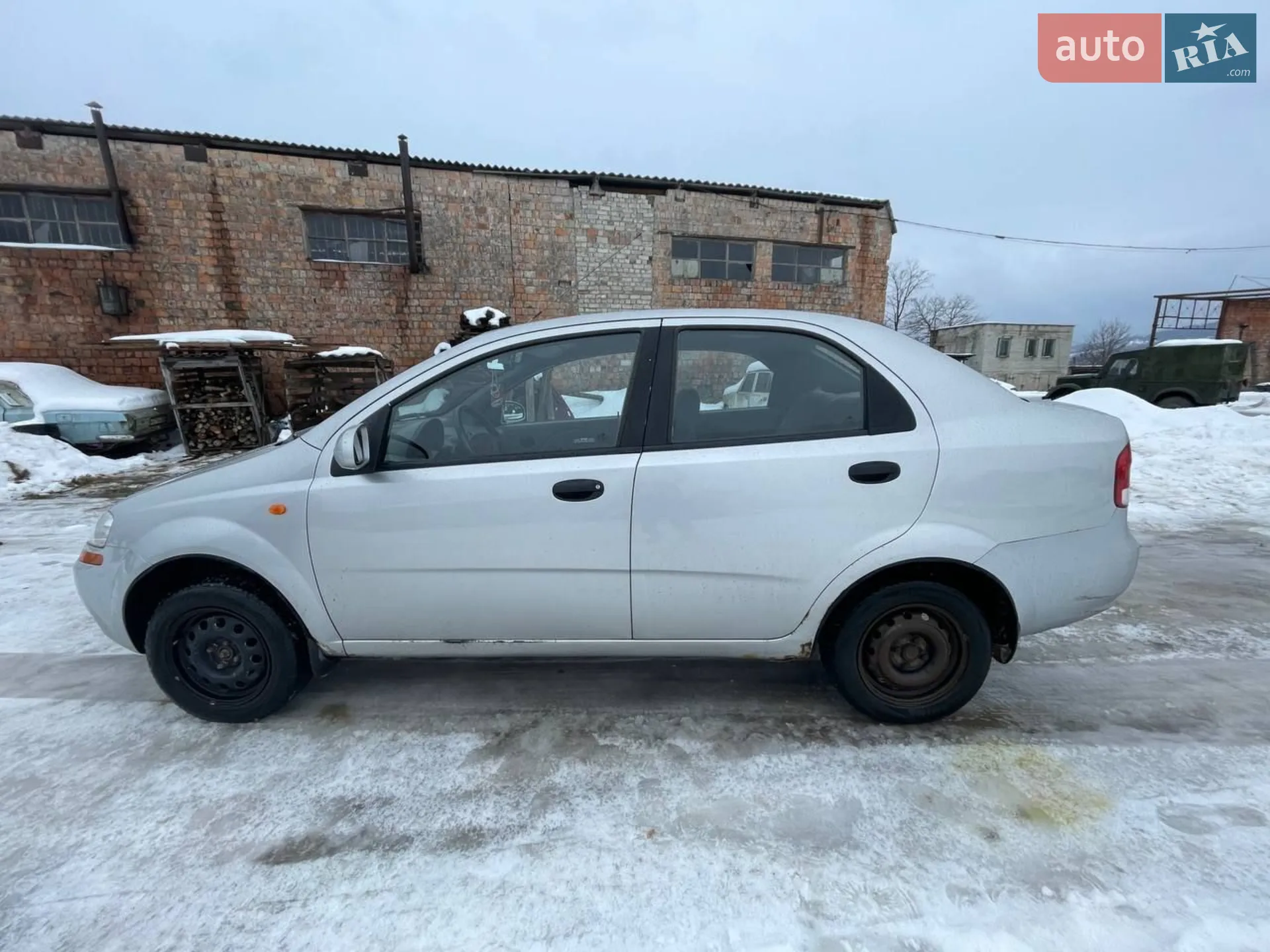 Chevrolet CHEVROLET AVEO 2005 VIN Y6DSF69YE5B380664 фото оголошення 14 з 19