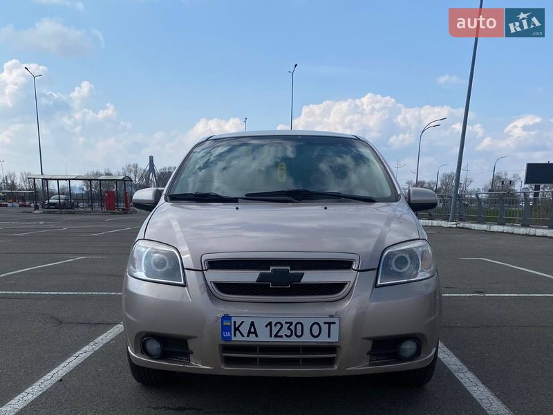 Седан Chevrolet Aveo 2007 в Киеве