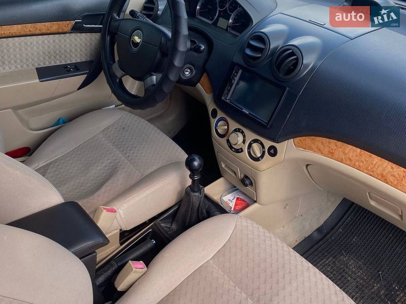Седан Chevrolet Aveo 2007 в Киеве