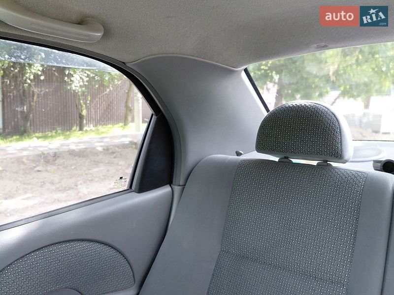 Седан Chevrolet Aveo 2004 в Бердичеве фото 24 Седан Chevrolet Aveo 2004 в Бердичеве
