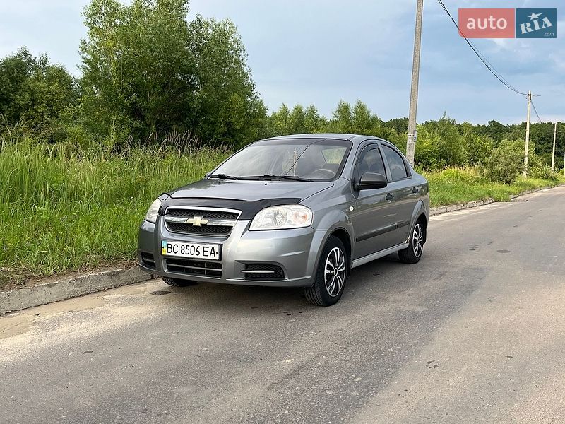 Седан Chevrolet Aveo 2008 в Львове