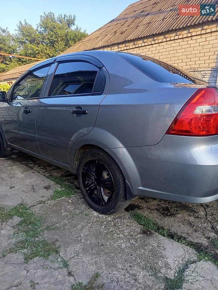 2010 Chevrolet Aveo - мініатюра 4