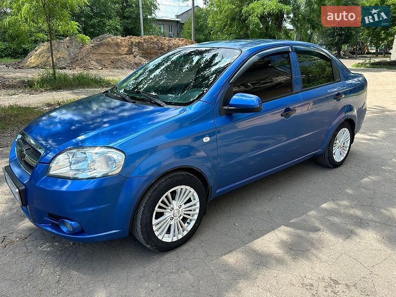 Седан Chevrolet Aveo 2008 в Харькове