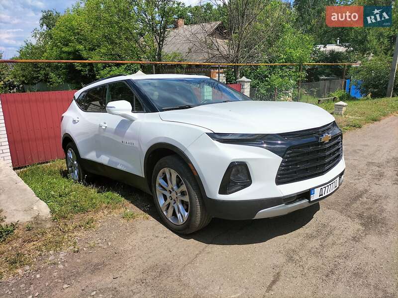 Внедорожник / Кроссовер Chevrolet Blazer