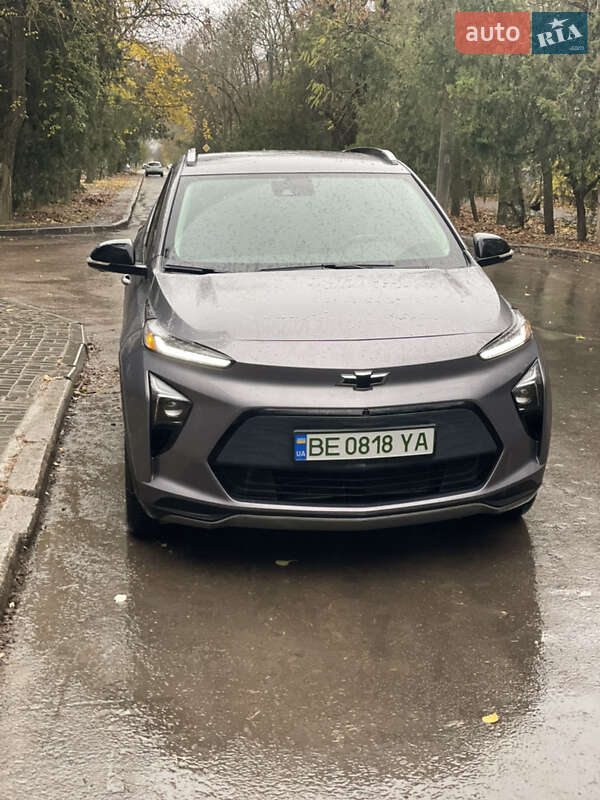 Хэтчбек Chevrolet Bolt EUV