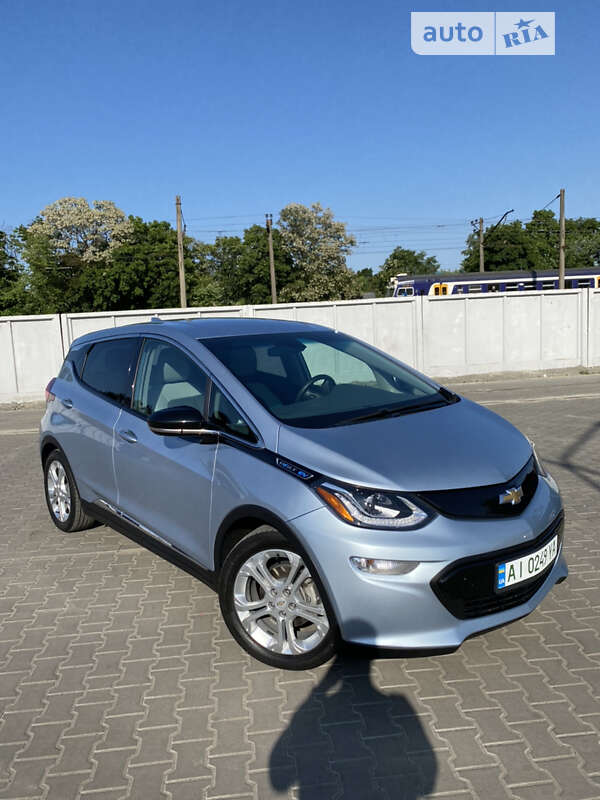 Легкові Chevrolet Bolt EV