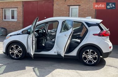 Chevrolet Bolt EV  2017