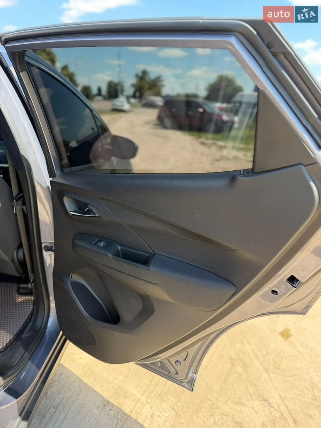 Chevrolet Bolt EV 2022 VIN 1G1FW6S00P4115850 фото оголошення 30 з 34