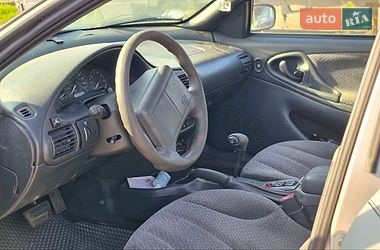 Седан Chevrolet Cavalier 2002 в Ровно