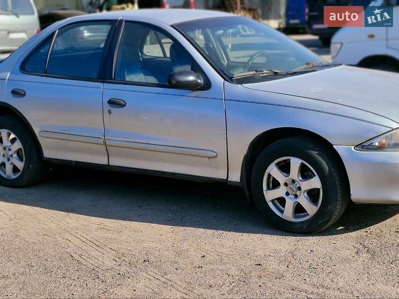Седан Chevrolet Cavalier 2002 в Ровно