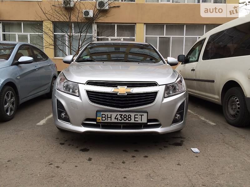 стоимость chevrolet cruze в россии декабрь 2014