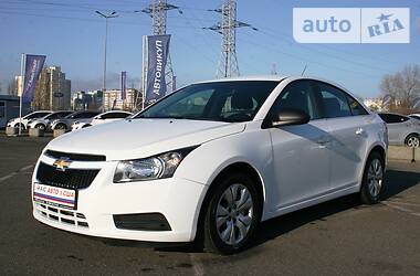 Chevrolet Cruze  2012