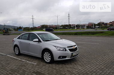 Chevrolet Cruze  2012