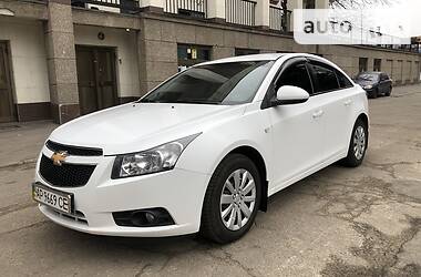 Chevrolet Cruze  2012