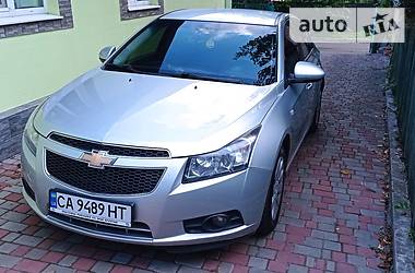 Chevrolet Cruze  2011