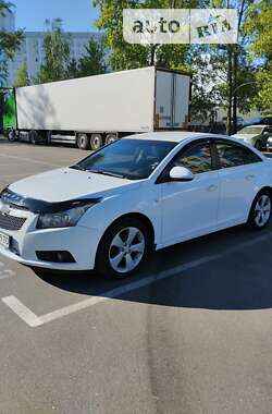 Chevrolet Cruze  2012