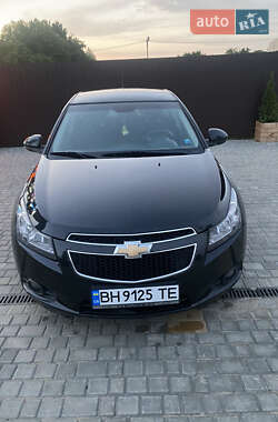 Chevrolet Cruze  2012