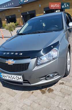Chevrolet Cruze  2011
