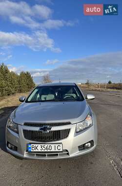 Chevrolet Cruze  2010