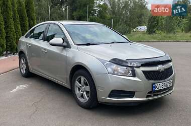 Chevrolet Cruze  2013