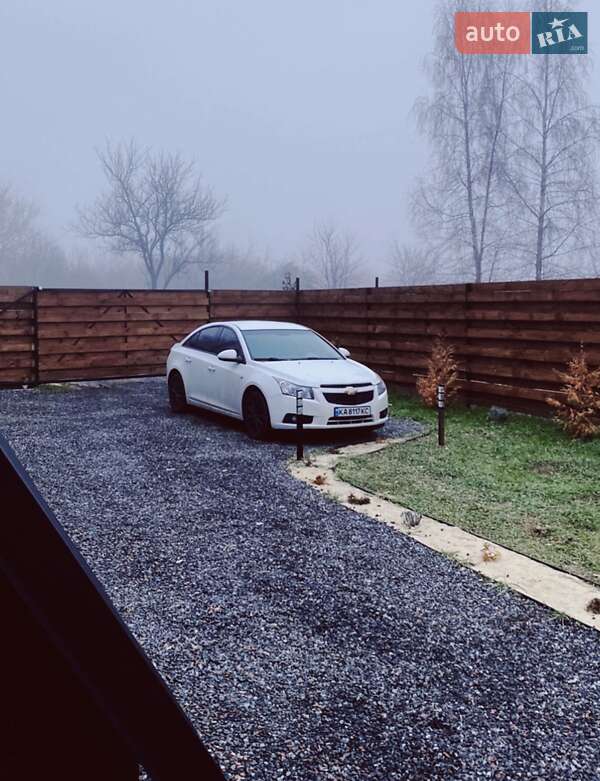 Легковые Chevrolet Cruze