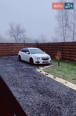 Chevrolet Cruze  2011