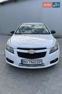 Chevrolet Cruze  2012