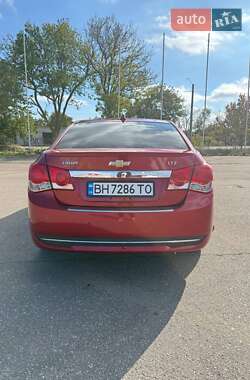 Chevrolet Cruze  2012