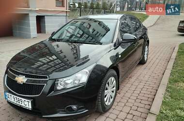 Chevrolet Cruze  2012