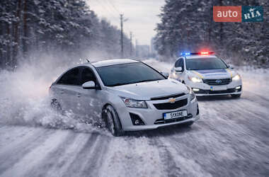 Chevrolet Cruze  2012