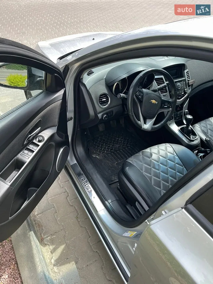 2012 Chevrolet Cruze - мініатюра 5