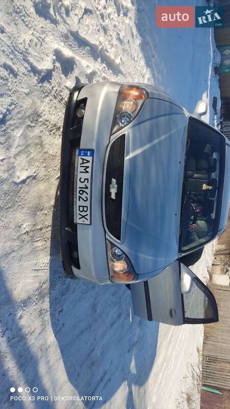 Седан Chevrolet Evanda 2006 в Житомире
