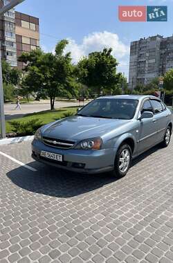 Chevrolet Evanda  2005