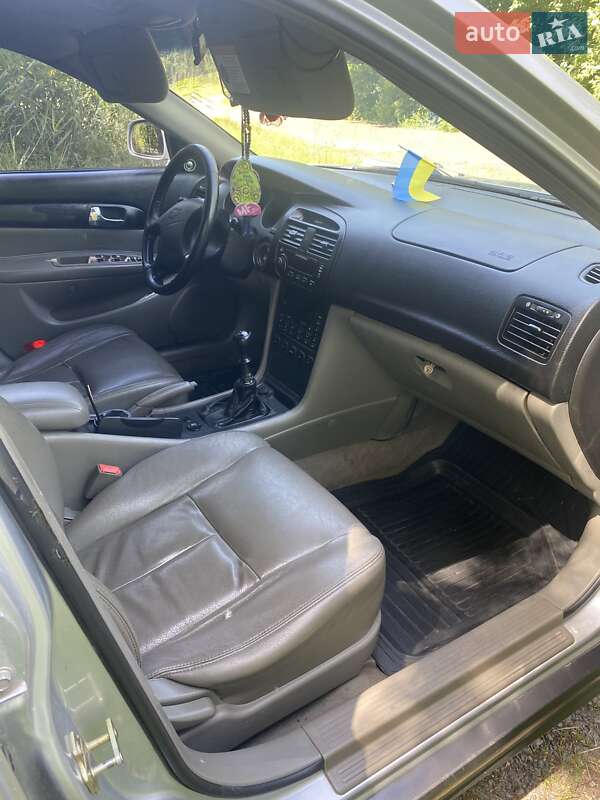 Седан Chevrolet Evanda 2005 в Шполе